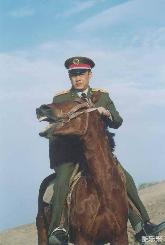 赵君