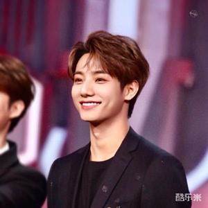 李振宁