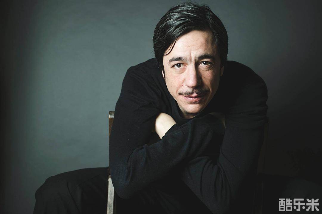 伊曼纽尔·瓦伦蒂