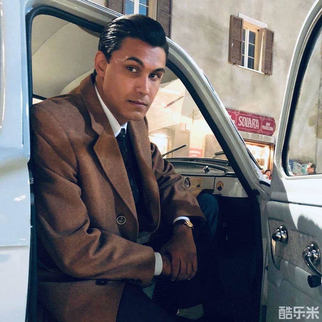 埃尔维斯·埃斯波西托