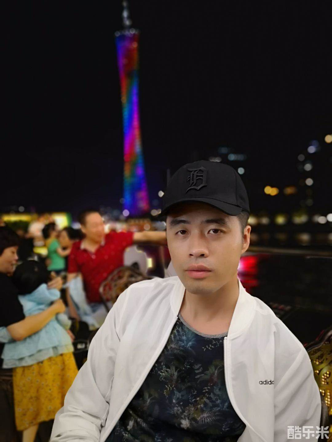 周楹丰