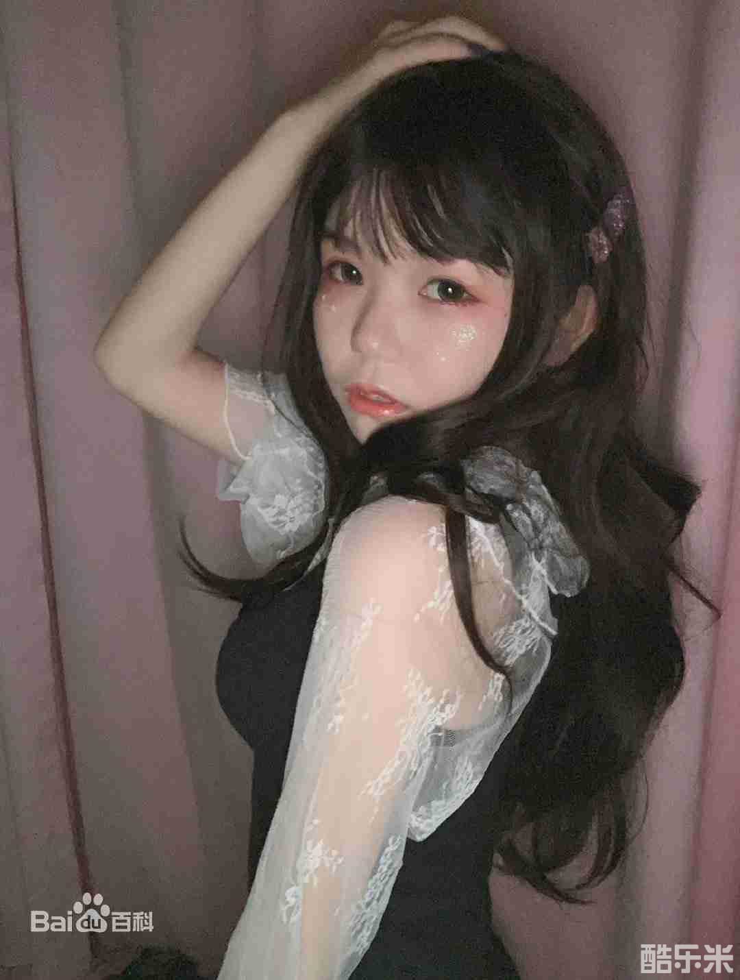 封茗囧菌