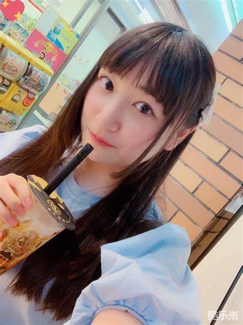 长绳麻理亚