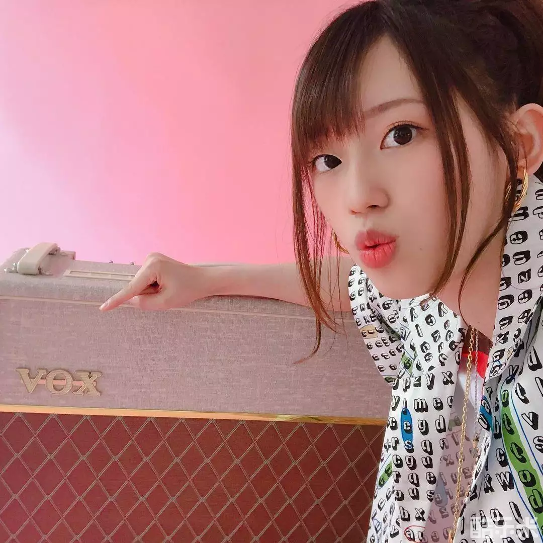 高桥李依