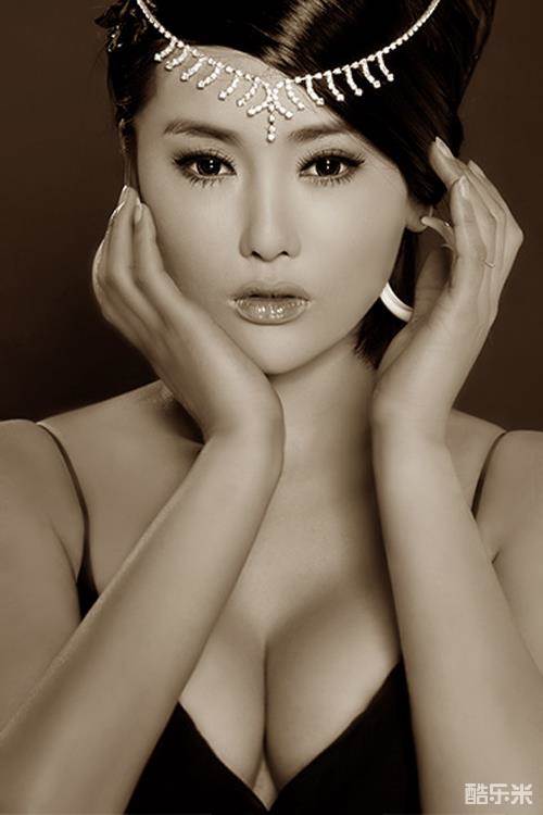 杨欣