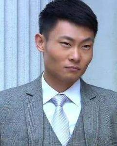 巩天阔