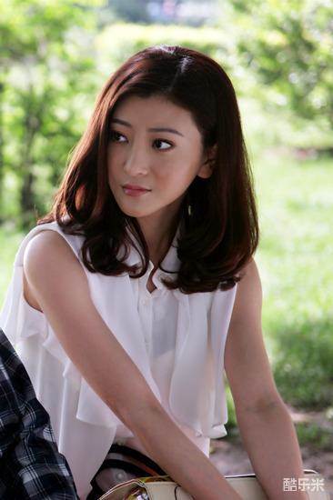 李婳