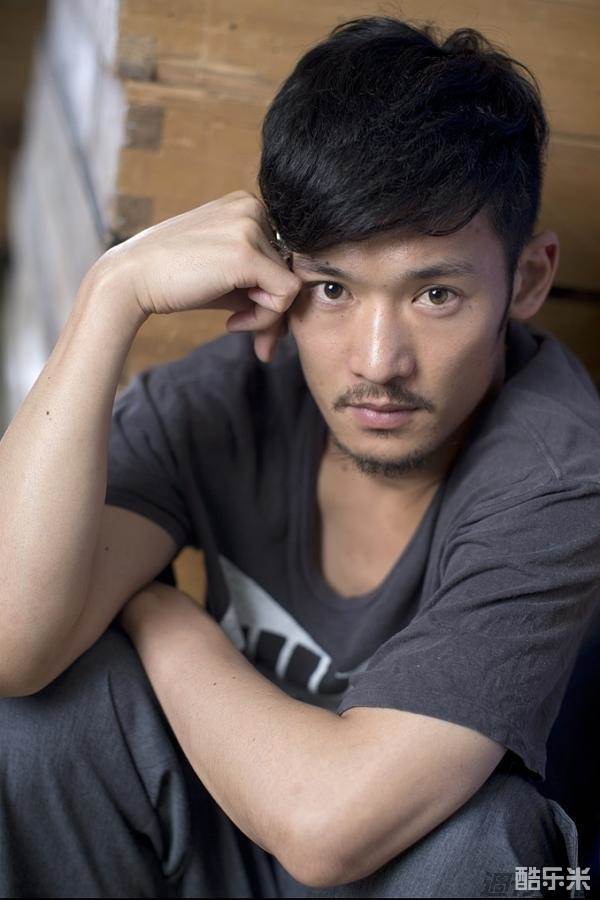 渊上泰史