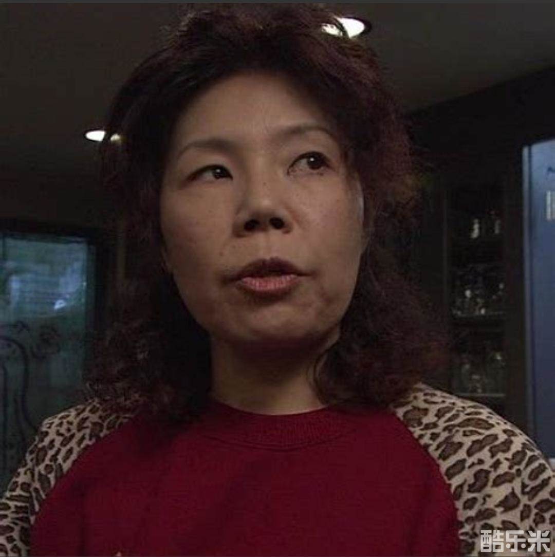 小柳友贵美