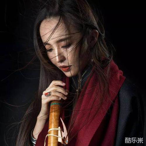 黛青塔娜