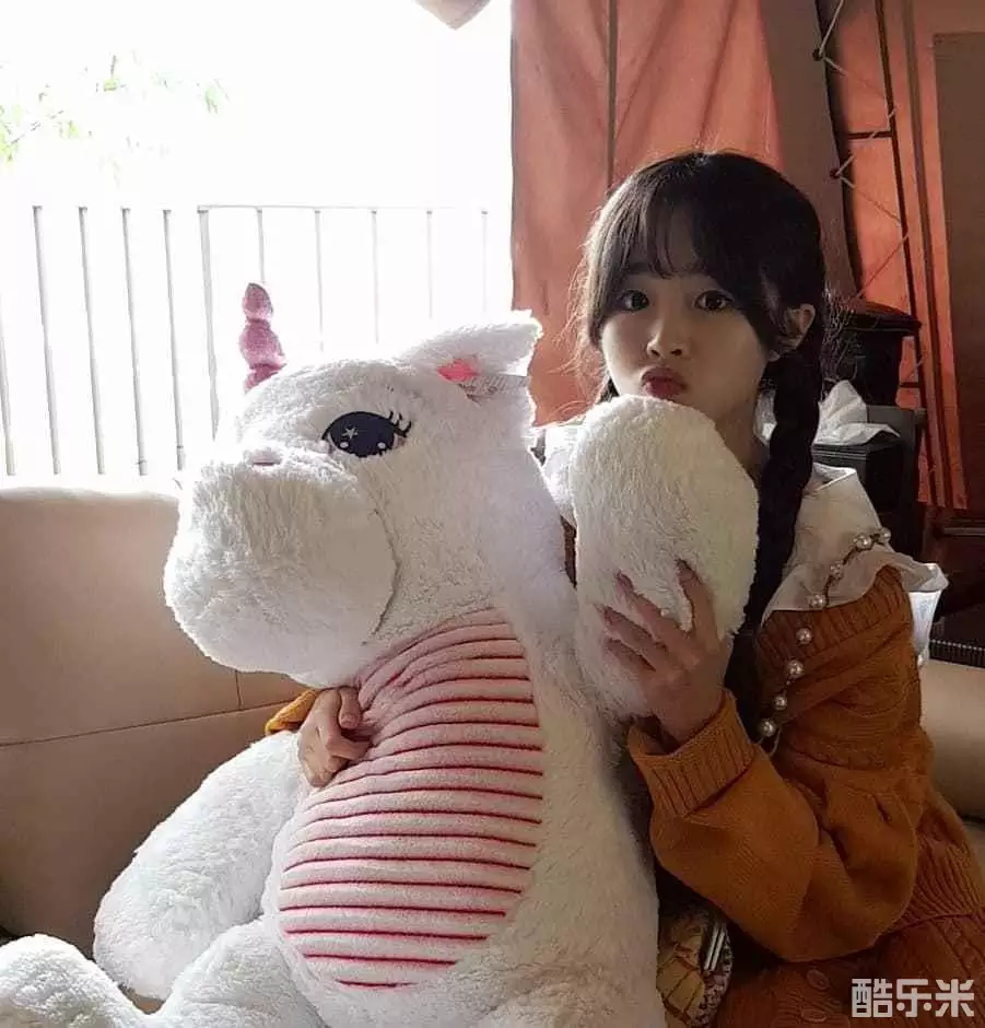 李瑛恩