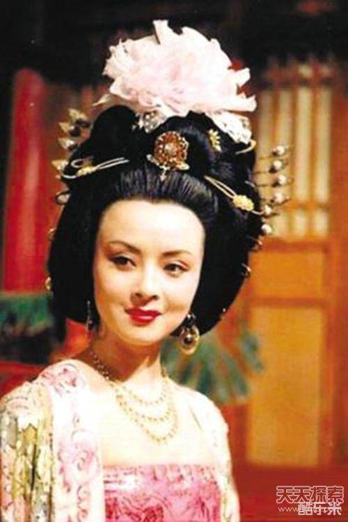侯俊杰