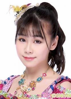 李晶