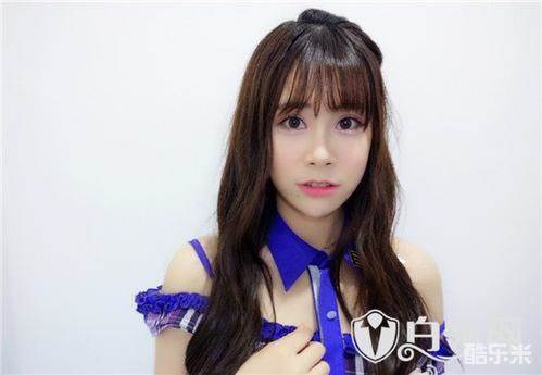 李晶