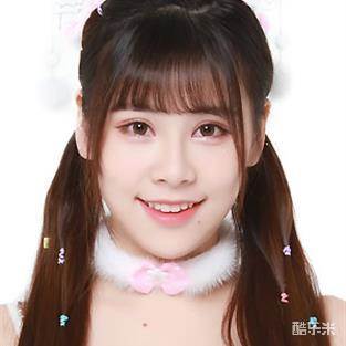 李晶