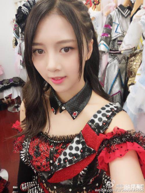 罗雪丽