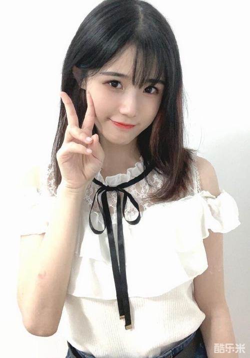 卢静