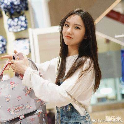 唐莉佳