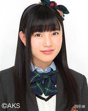 山本亚依