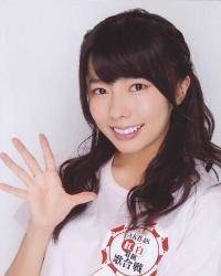 中村麻里子