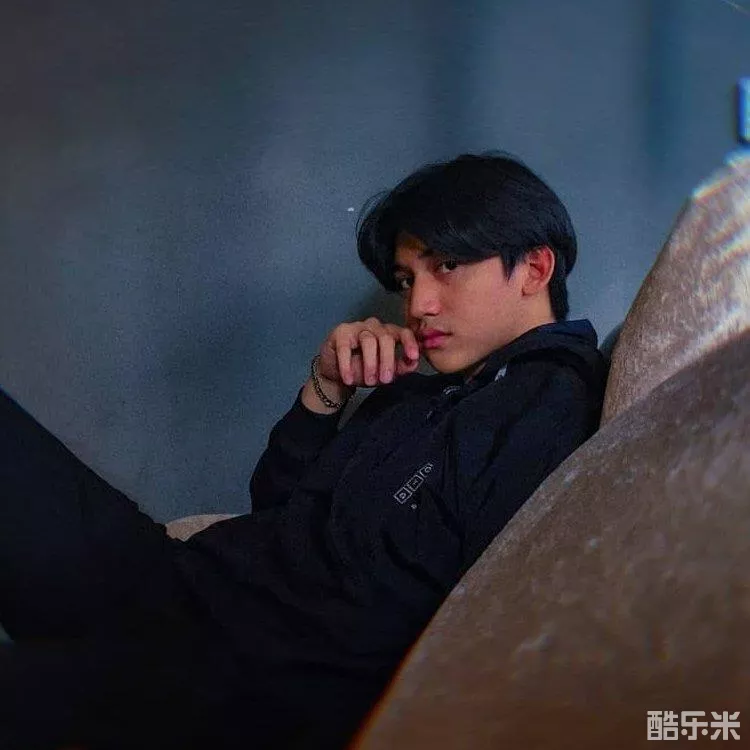 提塔特·苏克因