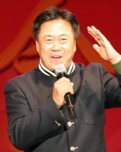 尹博林
