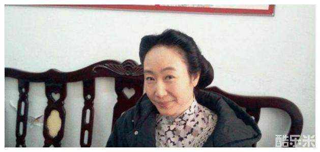 潘结
