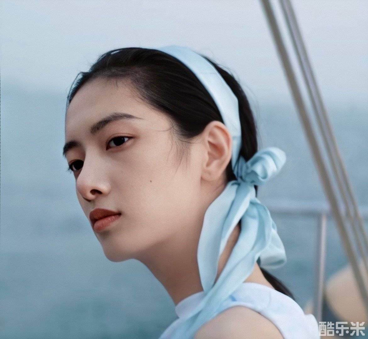 项偞婧