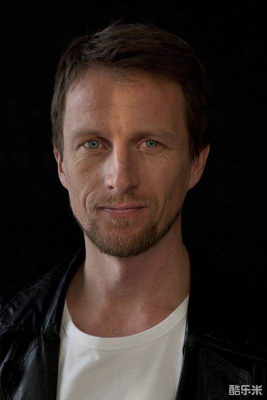 托比亚斯·齐哈库斯