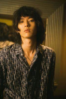 杨英格