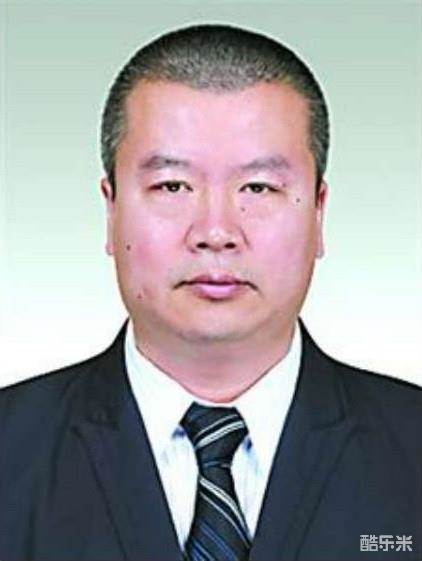 陈梁