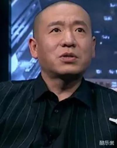 梁龙