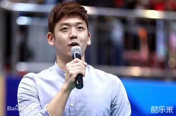 李龙大