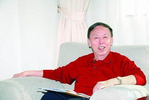 黄俊英