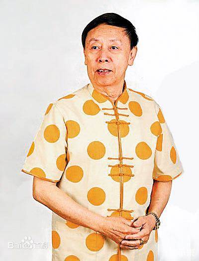 黄俊英