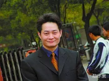 周文健