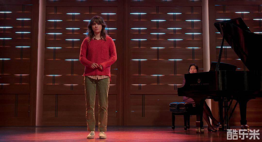 艾米莉亚·琼斯