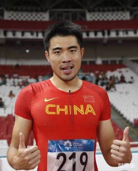 谢文骏