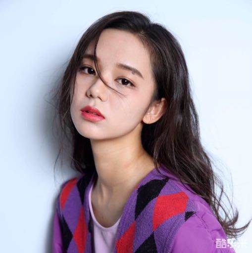 黄婧仪