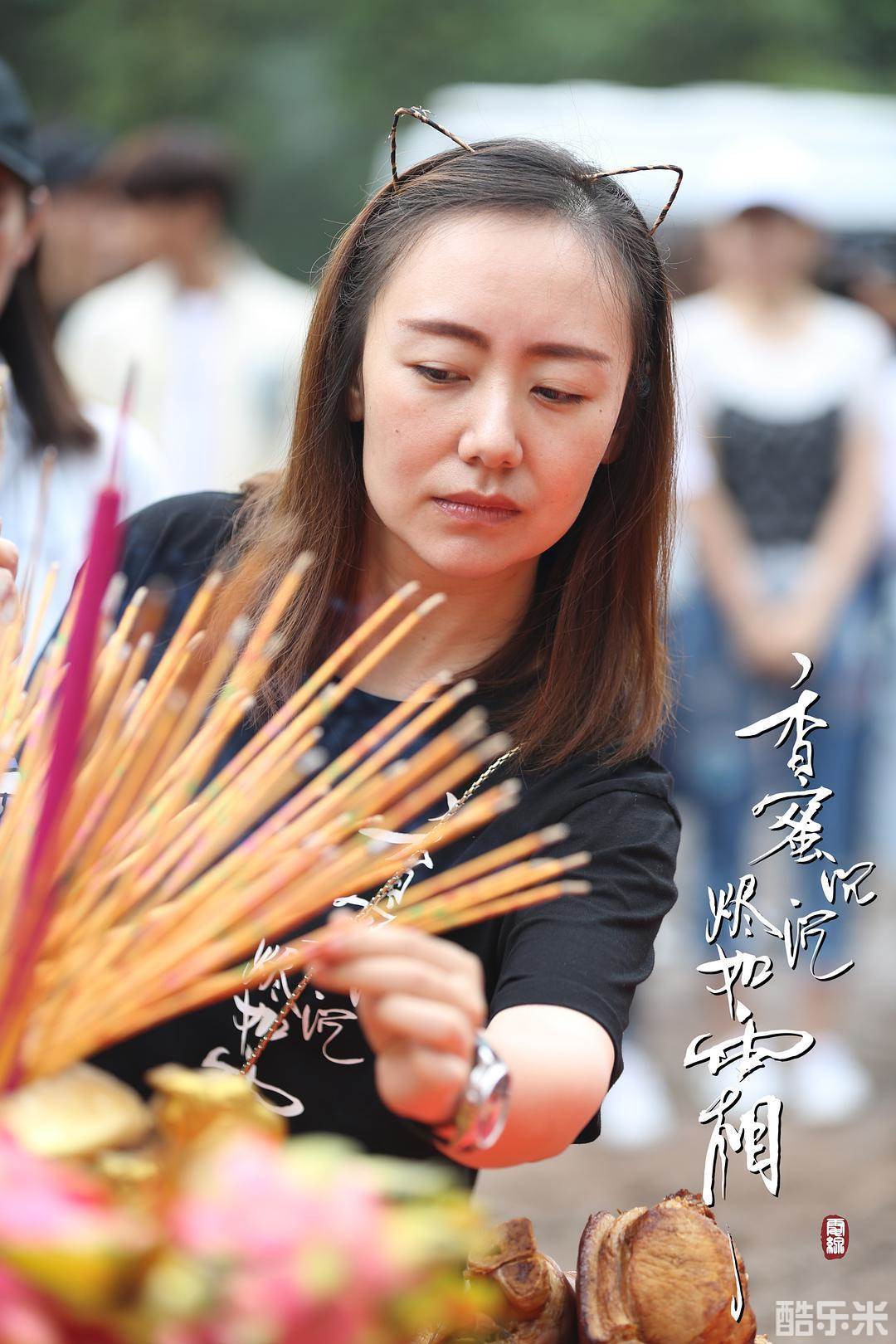 李玲