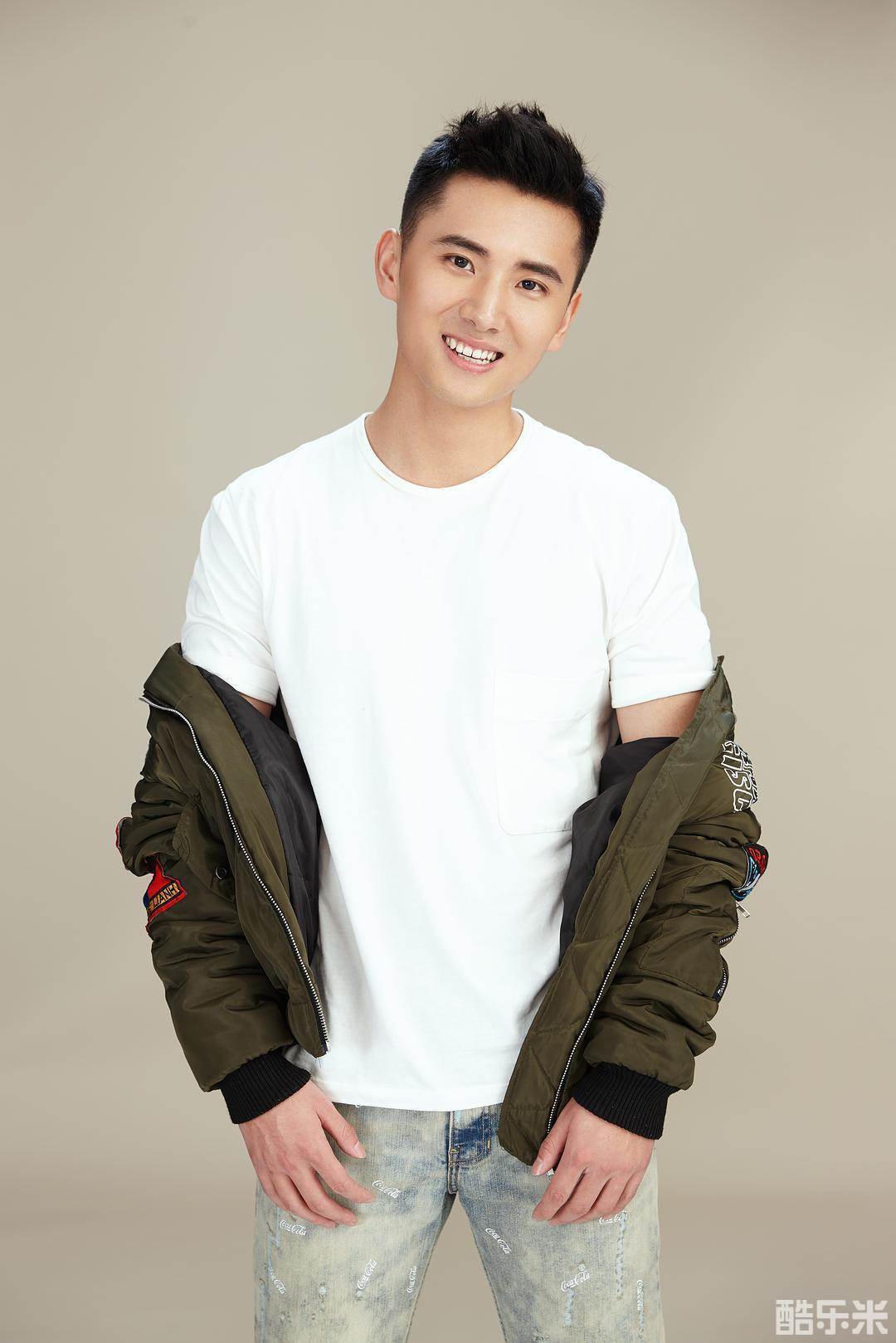 杨韬歌