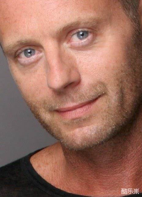 丹尼尔·菲利普斯