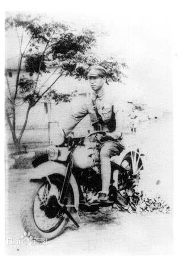 阚维雍