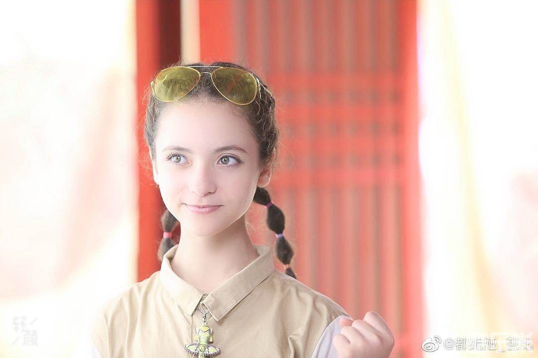 芭比·都妮娅