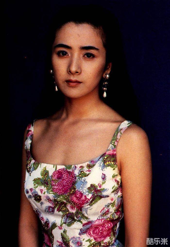 橘由加莉