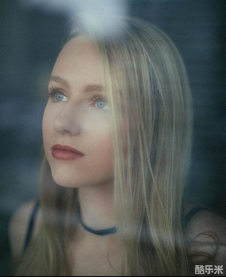 卡桑德拉·波滕扎