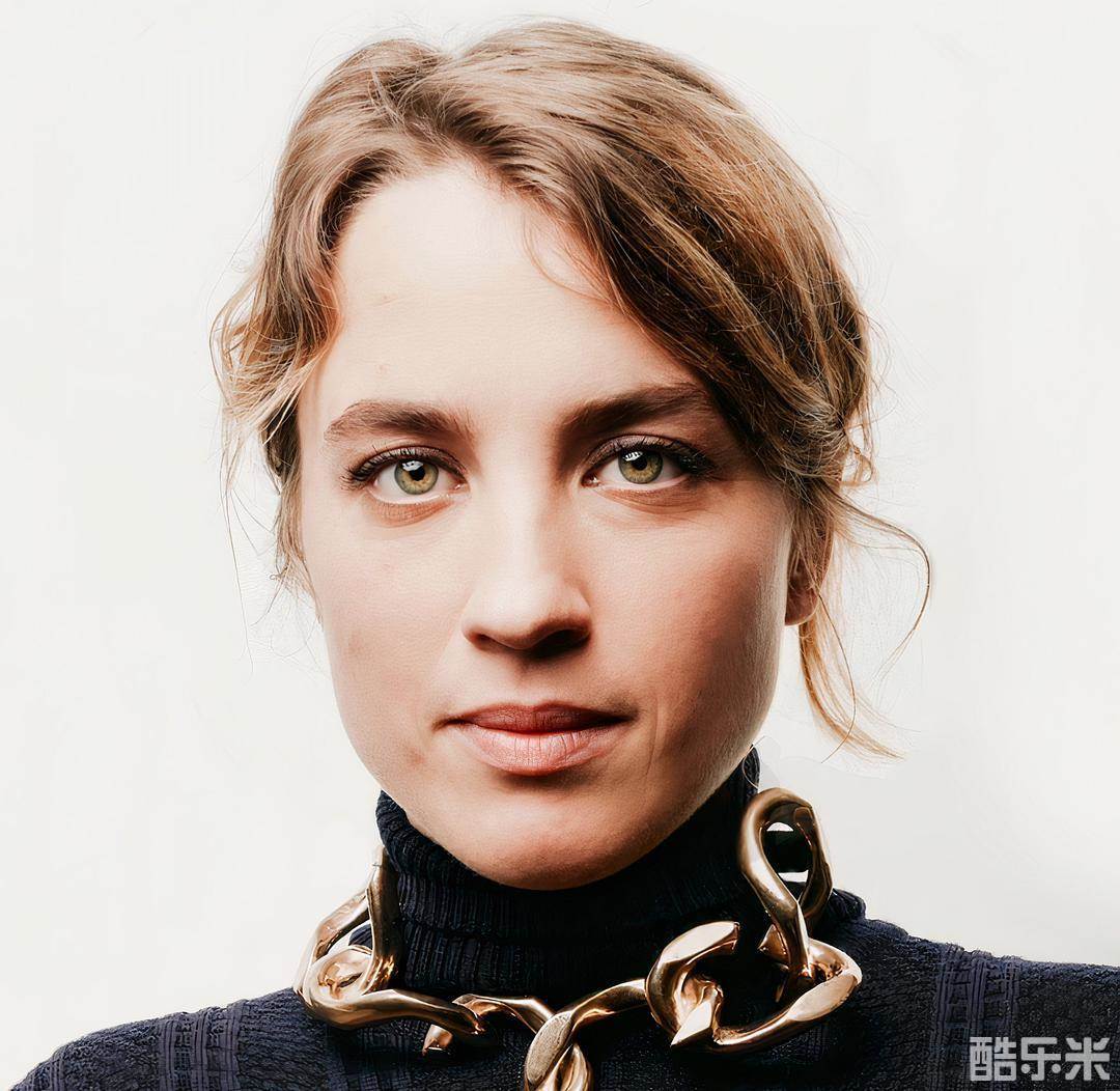 阿黛拉·哈内尔