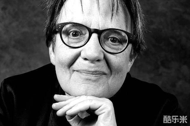 阿格涅丝卡·霍兰