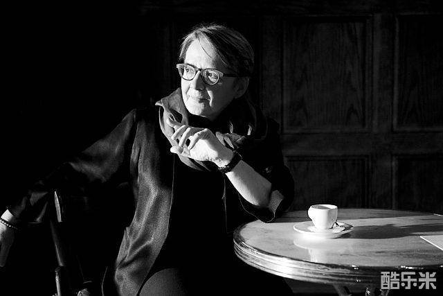 阿格涅丝卡·霍兰