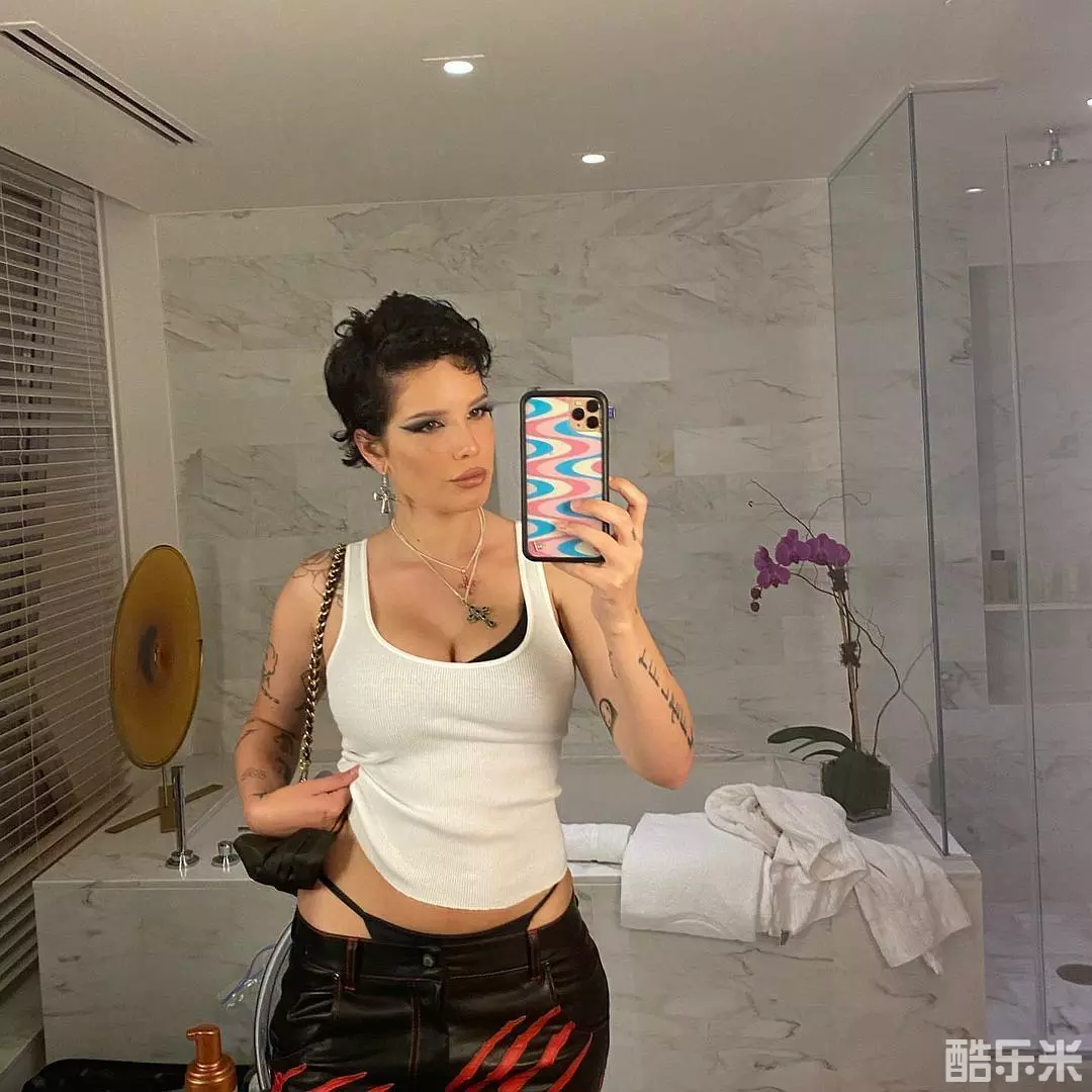 哈尔希